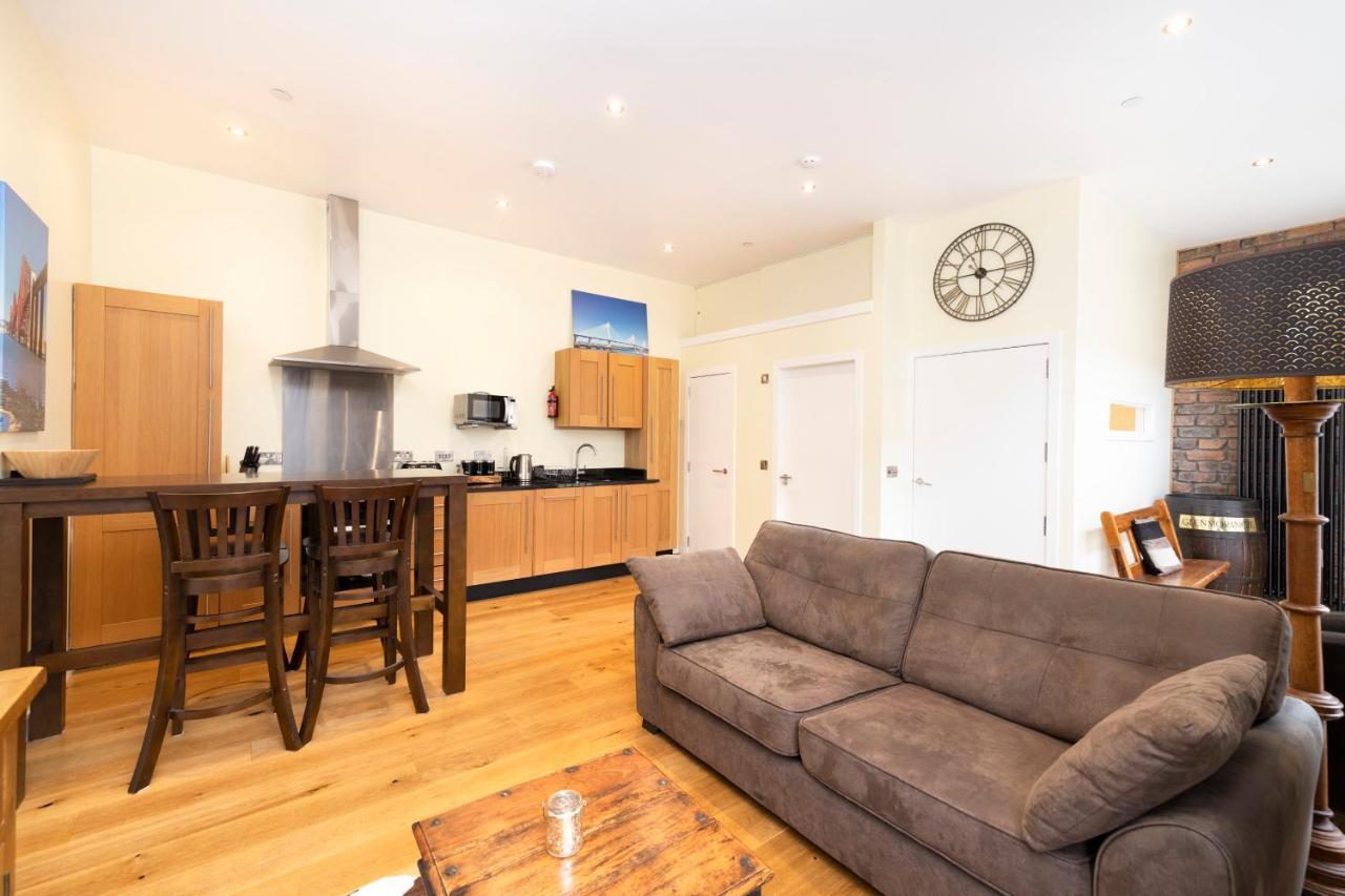 Joivy 1 Bed Flat In Old Town, Next To St Giles Cathedral Apartment Edinburgh Exterior photo